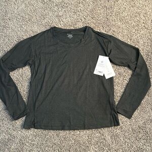 Athleta Uptempo II long sleeved Pullover